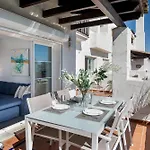 Beachfront 3B Apartment In Popular Las Adelfas - San Pedro